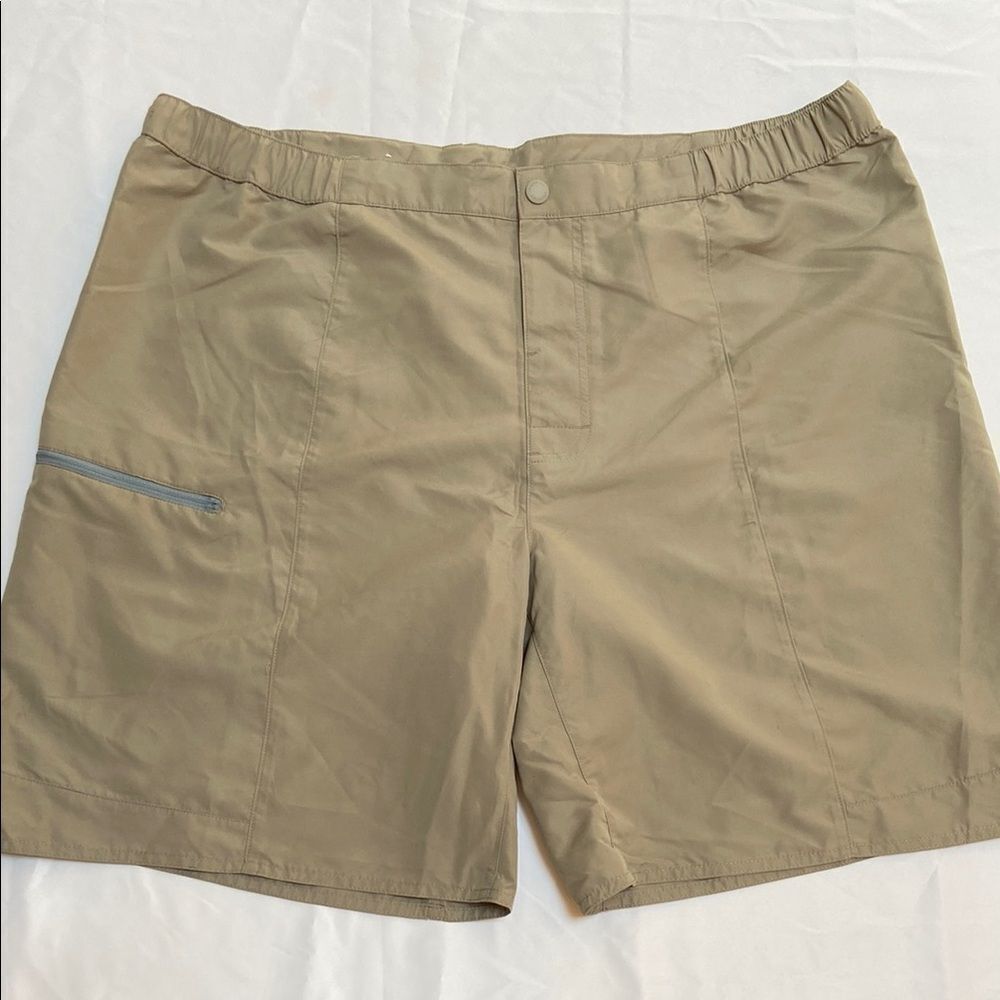 Columbia Tan Athletic Shorts Lightweight Elastic Waist